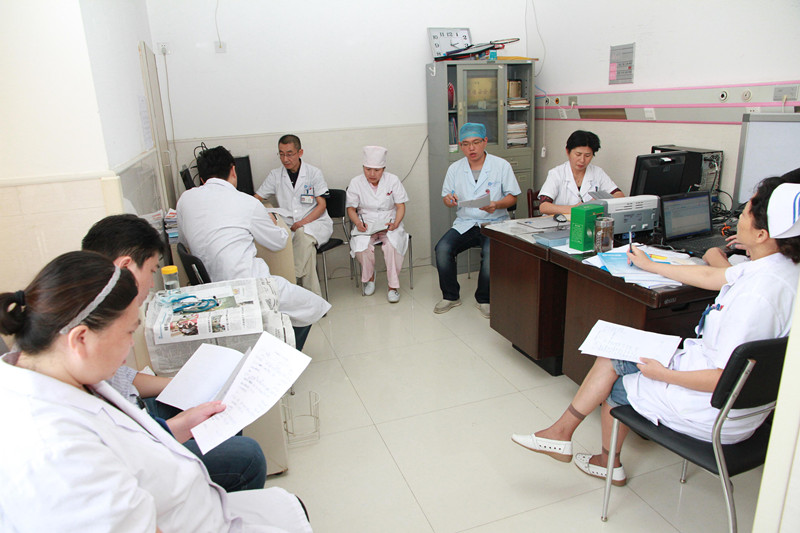 演练结束会议讨论，总结经验