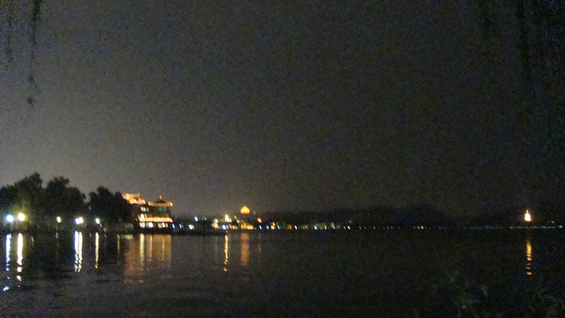 2009-4-23 19-27-05_0209.JPG